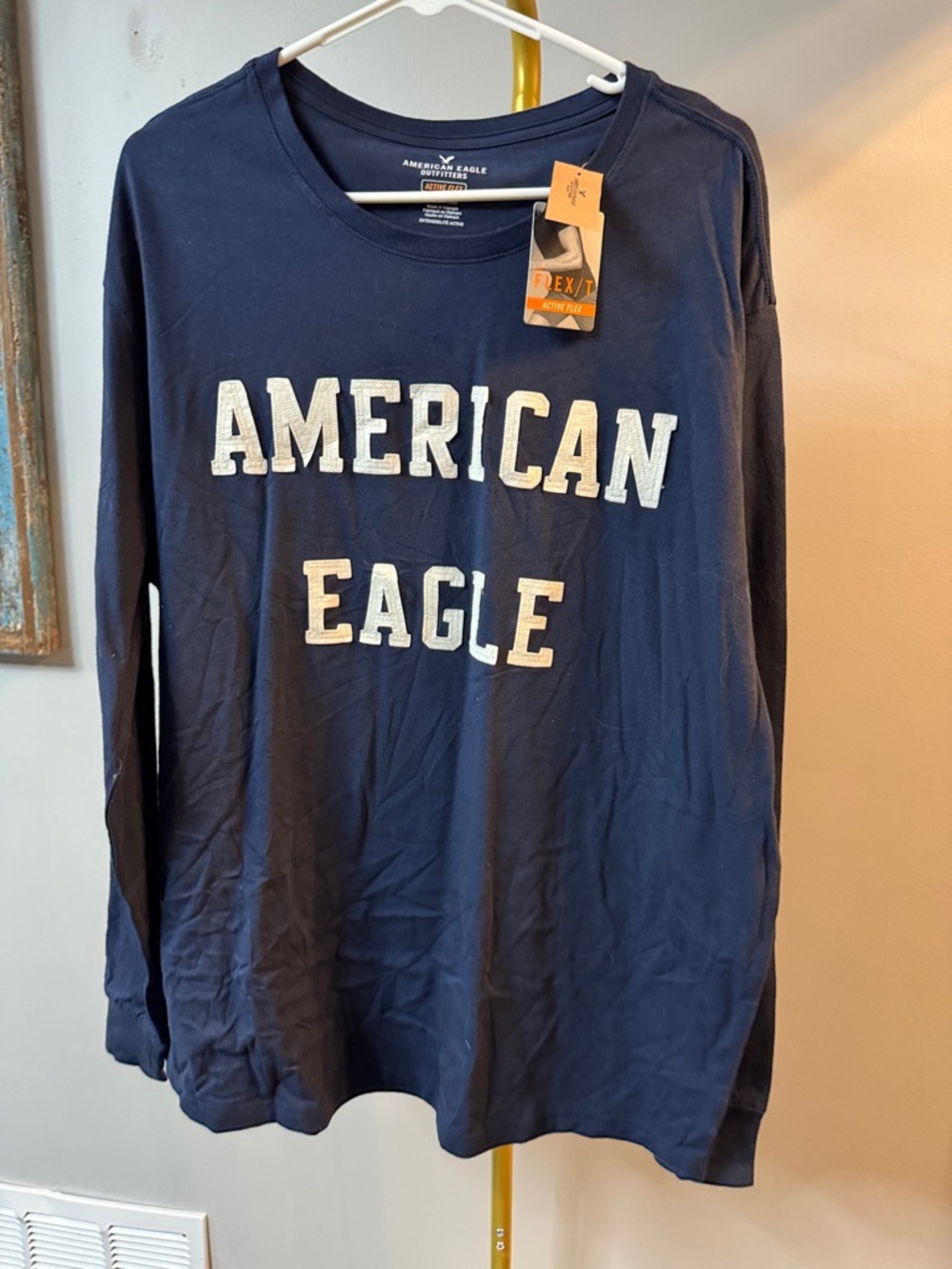 American Eagle active flex long sleeve blue Tshirt NWT XL